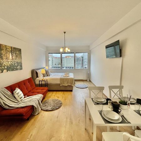 City Center Apartments Am Schwedenplatz Wina Bagian luar foto