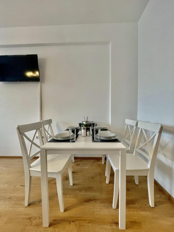 City Center Apartments Am Schwedenplatz Wina Bagian luar foto