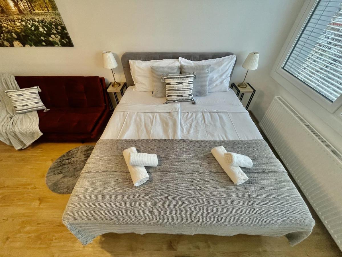 City Center Apartments Am Schwedenplatz Wina Bagian luar foto
