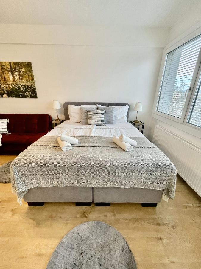 City Center Apartments Am Schwedenplatz Wina Bagian luar foto