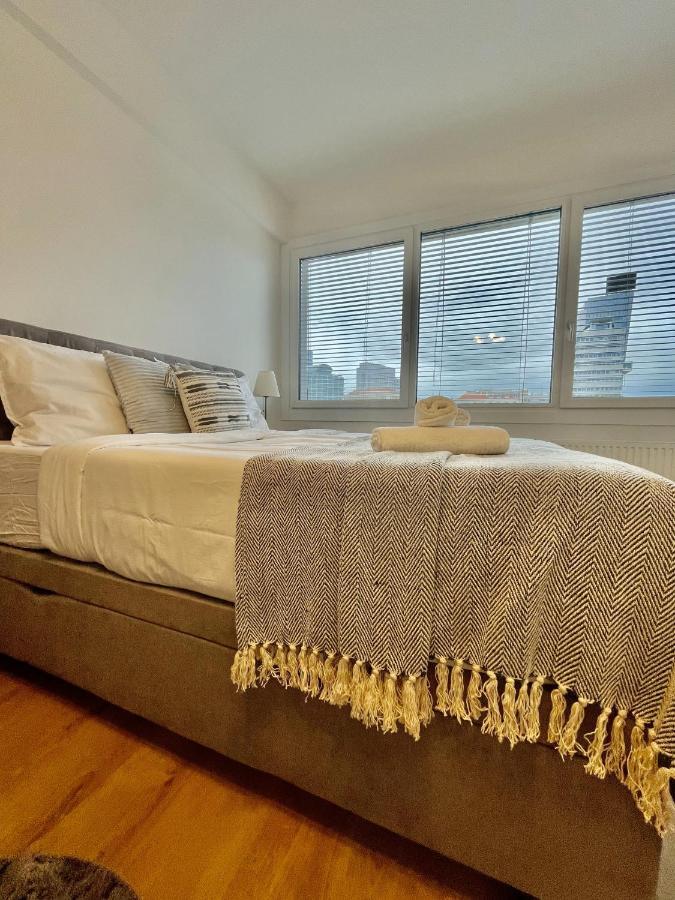 City Center Apartments Am Schwedenplatz Wina Bagian luar foto