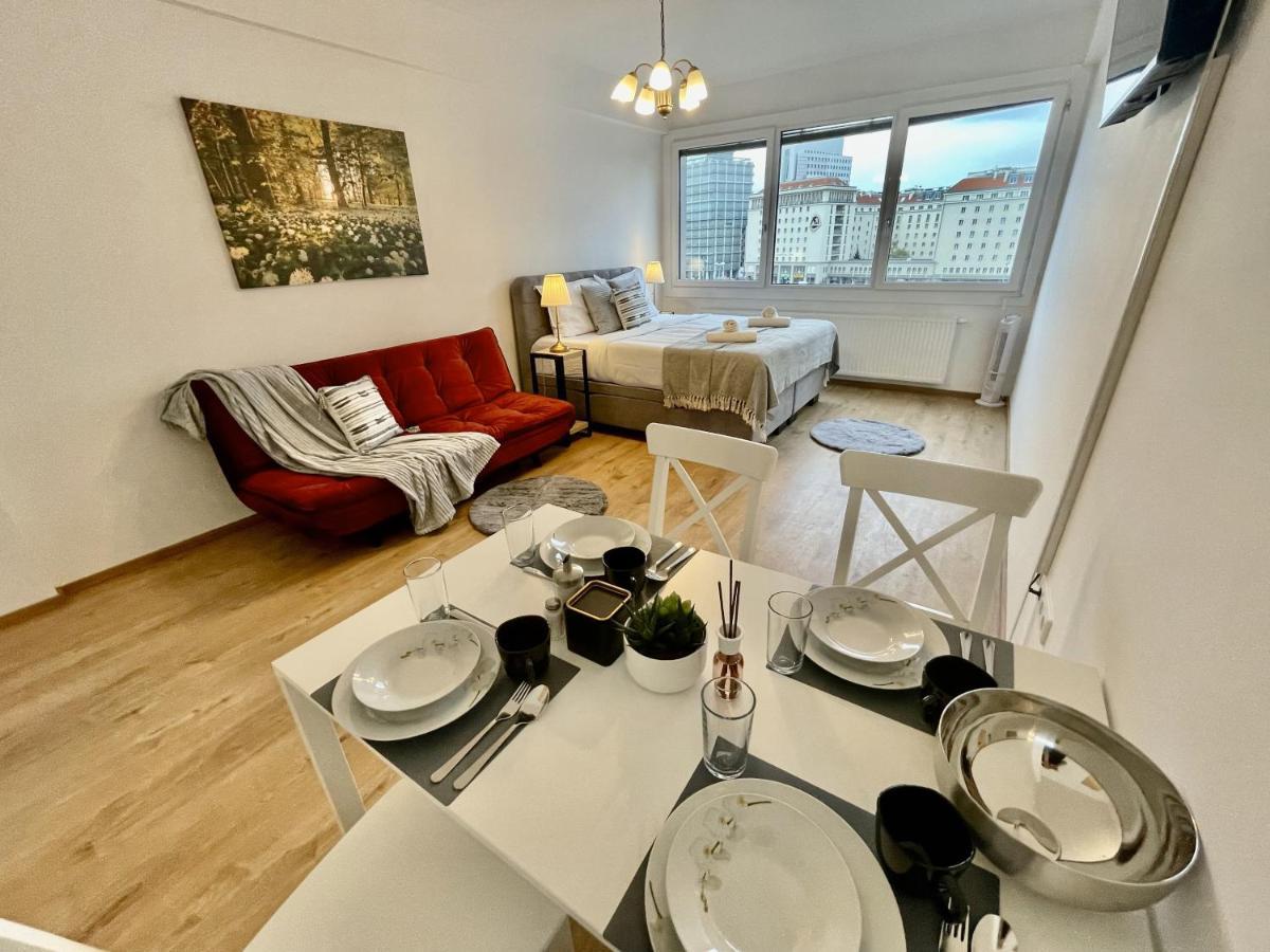 City Center Apartments Am Schwedenplatz Wina Bagian luar foto