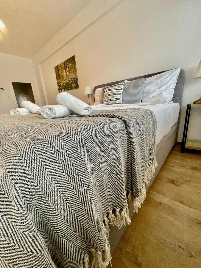 City Center Apartments Am Schwedenplatz Wina Bagian luar foto