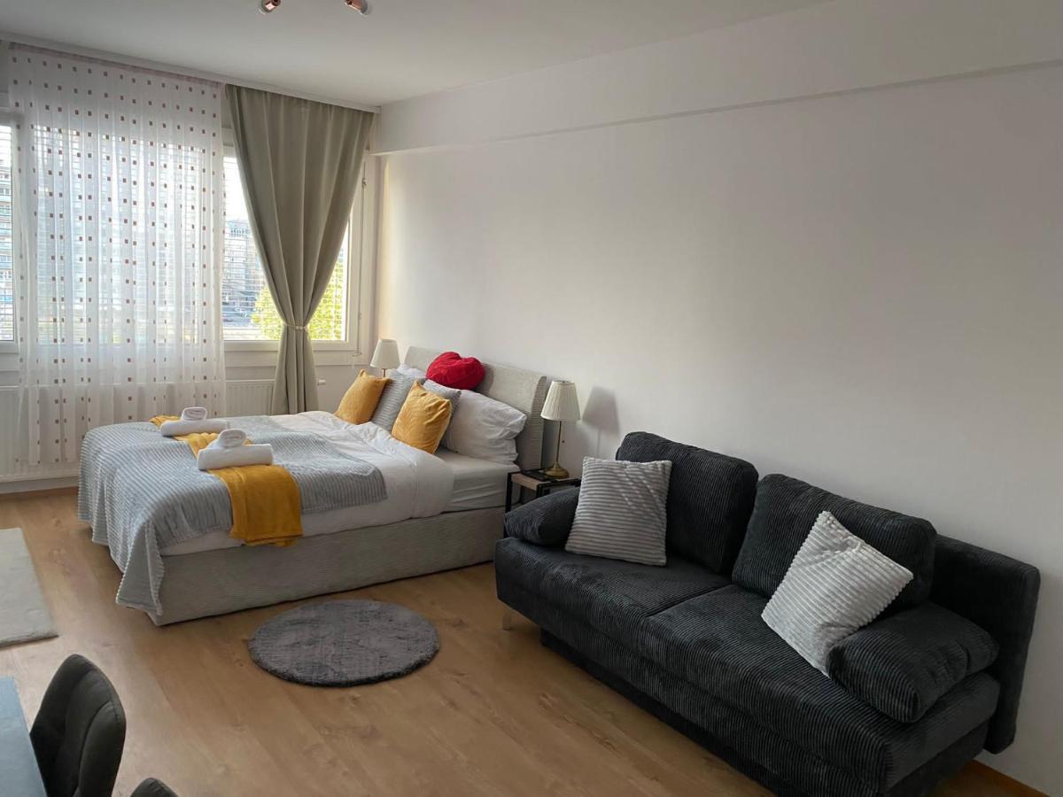 City Center Apartments Am Schwedenplatz Wina Bagian luar foto