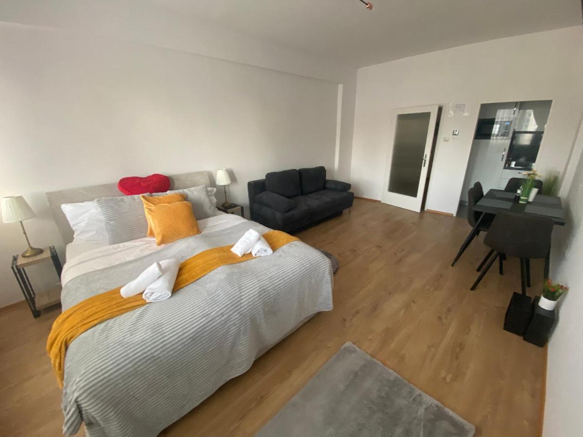 City Center Apartments Am Schwedenplatz Wina Bagian luar foto